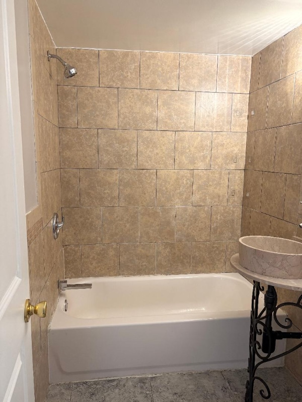 Primary Photo - 3415 5th St SE