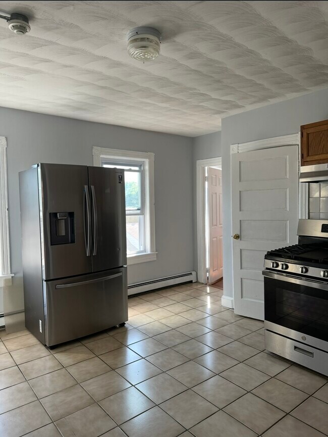 Foto del edificio - 522 Pawtucket Ave