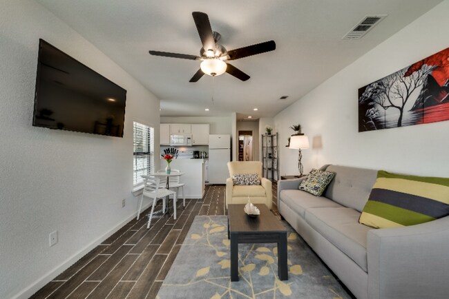 Foto del edificio - 3721 Mt Pleasant St