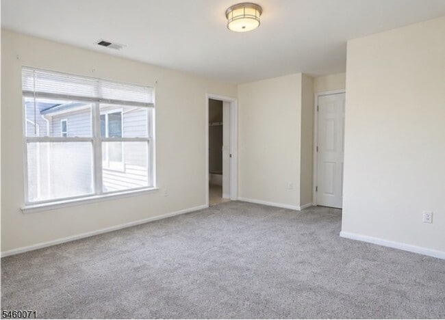 Foto del edificio - 524 Great Beds Ct
