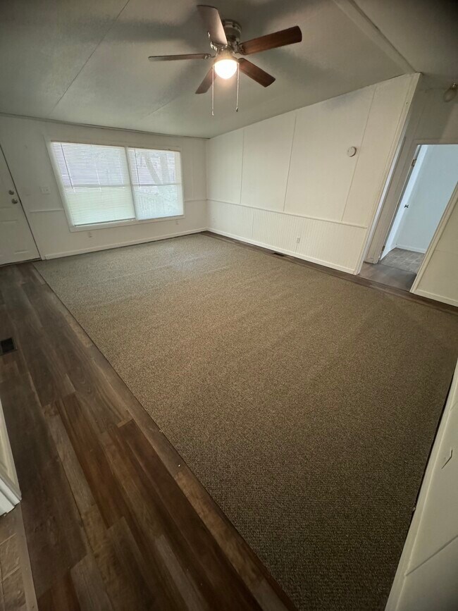 Foto del edificio - 6600 AR-171