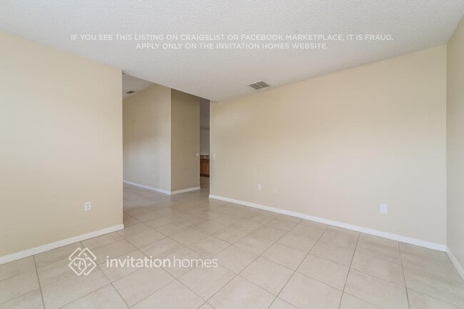 Building Photo - 307 Shad Way