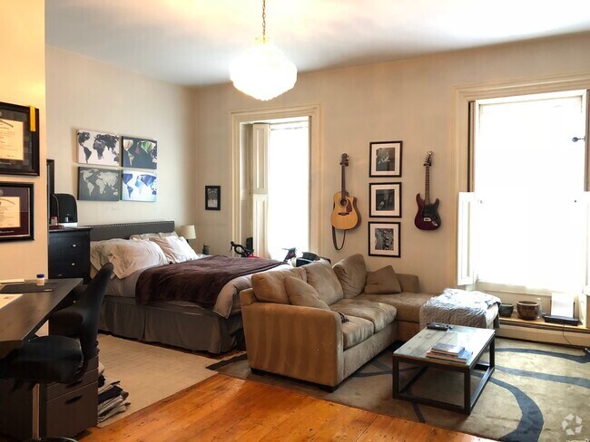 Building Photo - 109 Beacon St