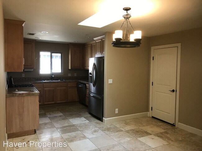 Foto del edificio - 3 br, 2 bath House - 22615 J St.