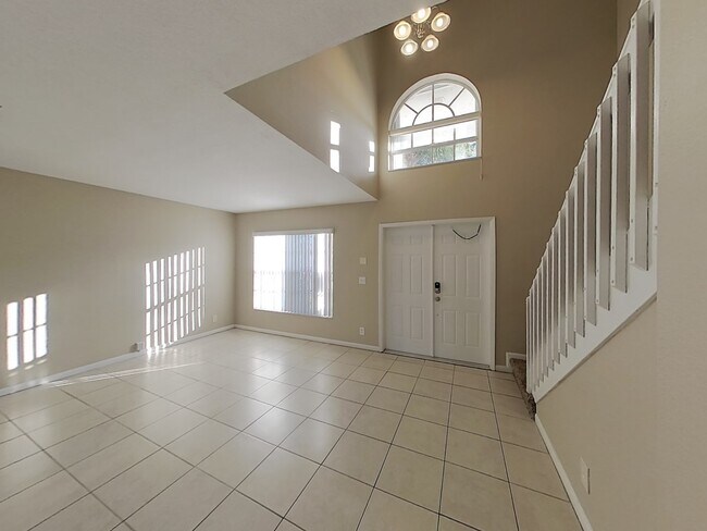 Building Photo - 10711 Lake Oak Way