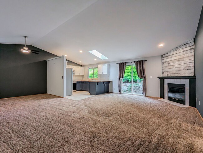 Foto del edificio - Move in ready 3 bed 2 bath rambler w/ air ...