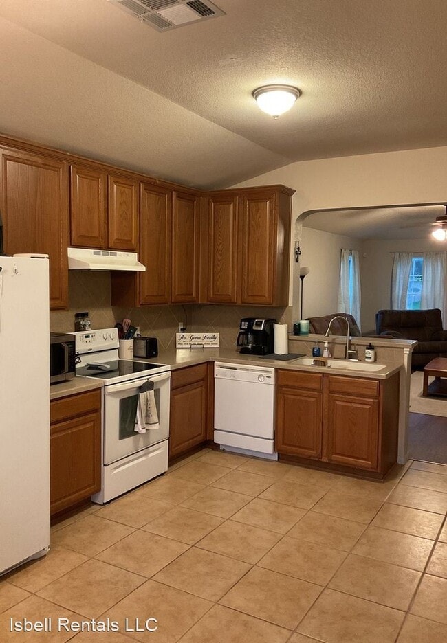 Building Photo - 3 br, 2 bath House - 409 Leo Lane