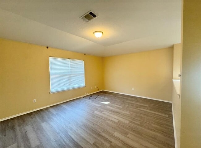 Foto del edificio - 12809 Wood Lily Tr