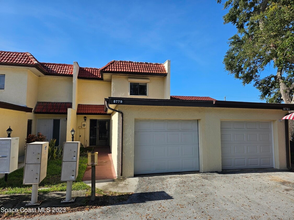 8779 Cocoa Ct, Cape Canaveral, FL 32920 Townhome Rentals in Cape