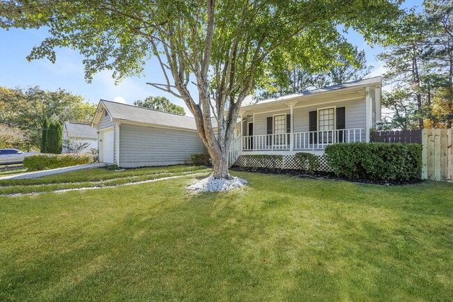 Building Photo - 5818 Northfield Dr