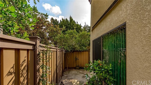 Foto del edificio - 4490 Emerald St