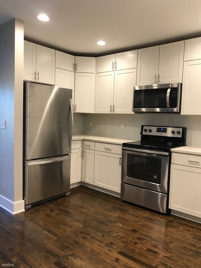 Building Photo - 2 br, 1 bath Duplex - 2976 S Logan Ave