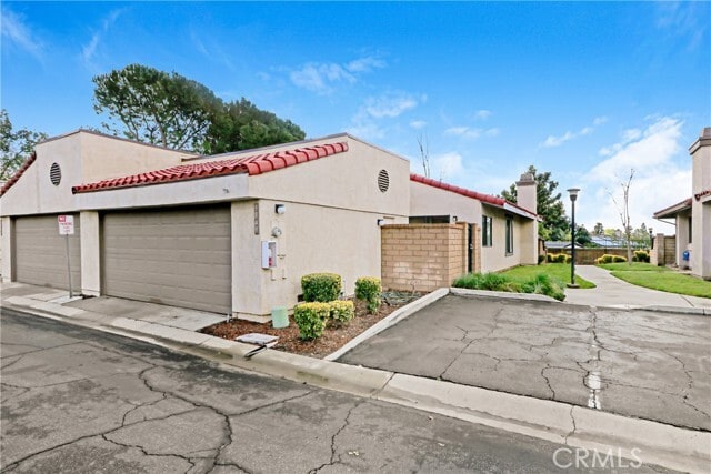 Building Photo - 9849 Allesandro Ct