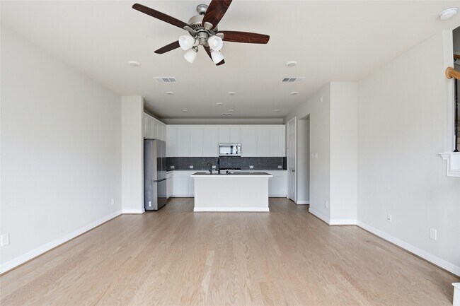 Foto del edificio - 9406 Caddo Ridge Ln