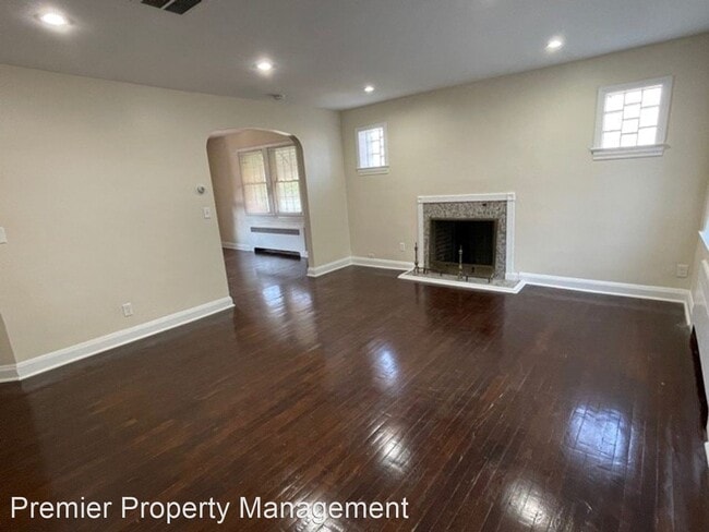 Building Photo - 3 br, 2.5 bath House - 5209 Walther Avenue