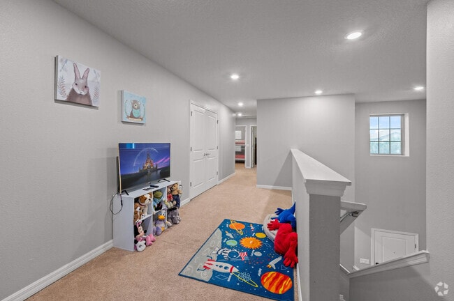 Building Photo - 5552 Misty Oak Cir