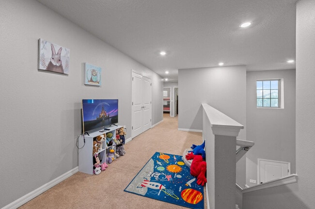 Building Photo - 5552 Misty Oak Cir