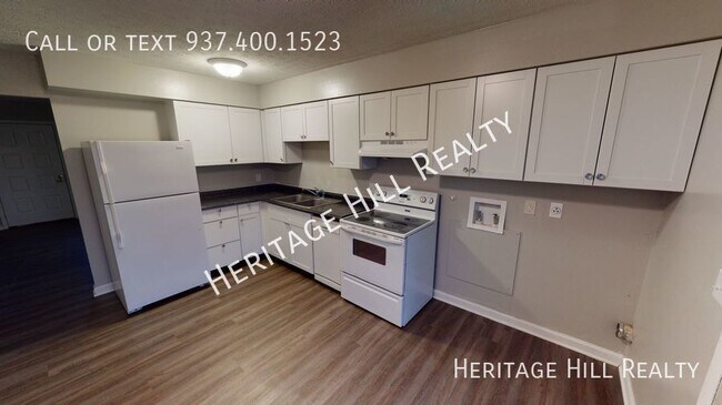 Foto del edificio - Renovated 2 Bedroom, 1 Bath Ranch Apartmen...