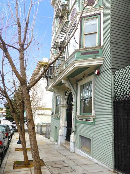 Building Photo - 41 Octavia St