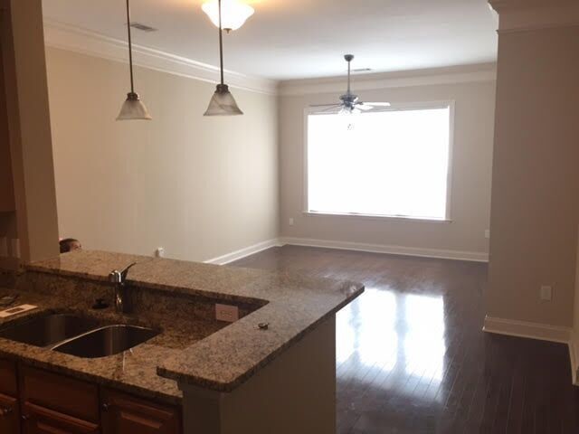 Building Photo - 2 Bedroom 2 Bath Condo on Daniel Island