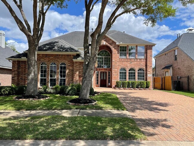 Foto del edificio - 14207 Cairns Ct