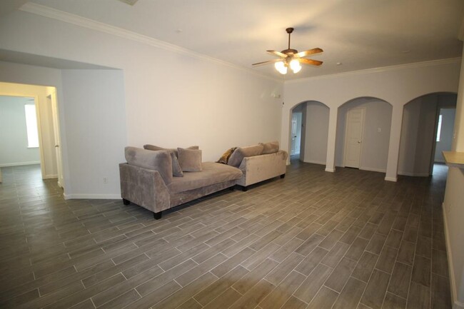 Foto del edificio - 18127 Timber Crossing Ln