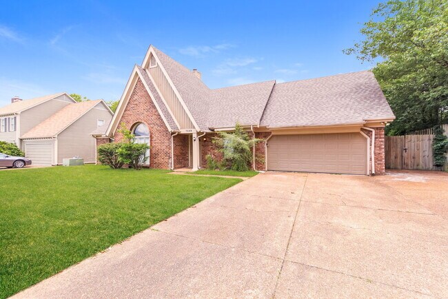 Foto del edificio - 7258 N Old Farm Rd