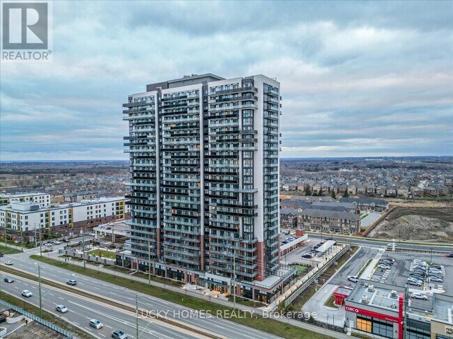 Photo du bâtiment - 2550 Simcoe St N