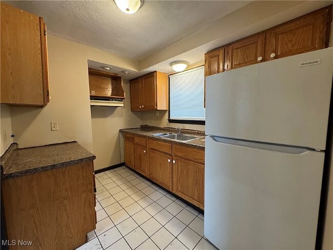 Foto del edificio - 1835 Hillcrest Rd NW