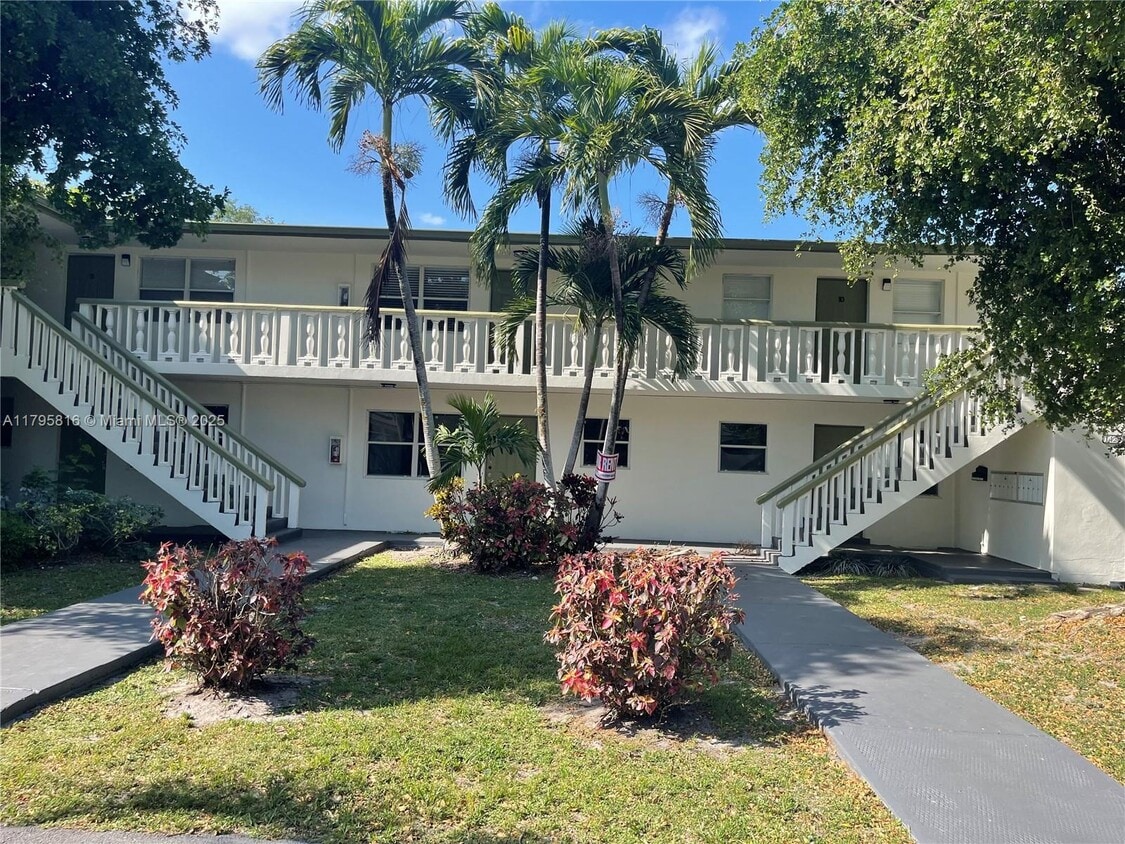 Foto principal - 1429 SW 9th St