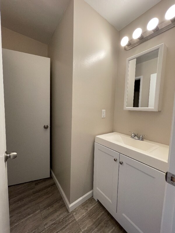 Building Photo - 101 Del Prado Dr