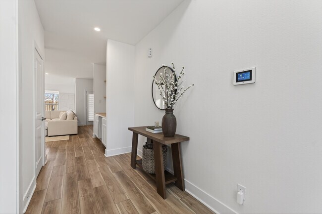 Foto del edificio - 3768 Wenatche Dr