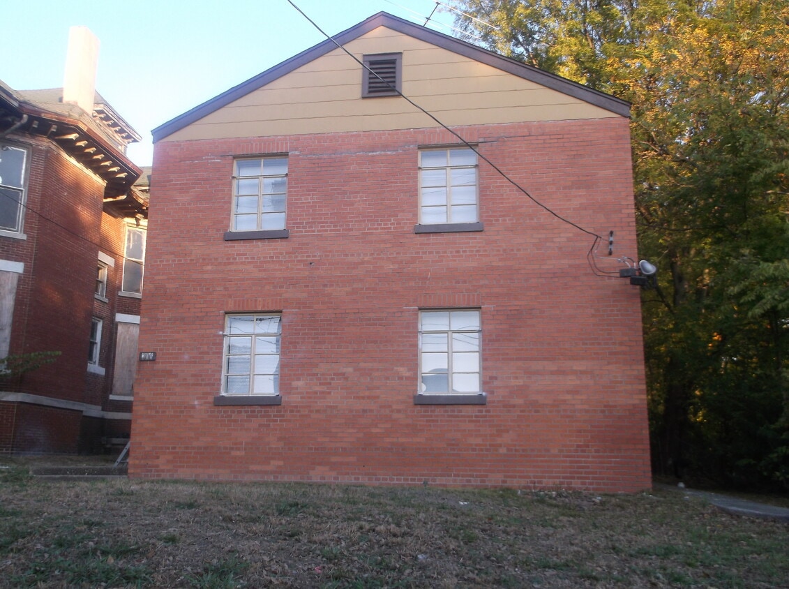 Foto principal - 306 S Lauderdale St