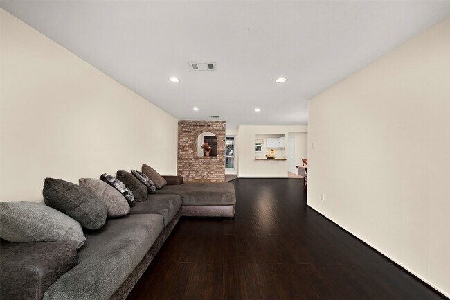 Foto del edificio - 12971 Trail Hollow Dr