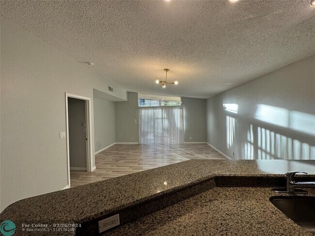 Building Photo - 22281 Whistling Pines Ln