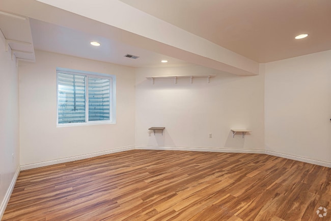 Building Photo - 6715 Antigua Dr
