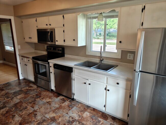 Cocina - 6434 Xerxes Ave S