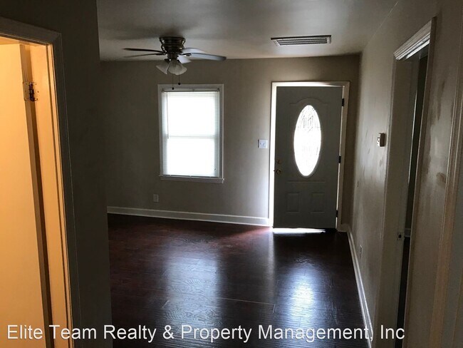 Building Photo - 2 br, 1 bath House - Garnette Place 1936