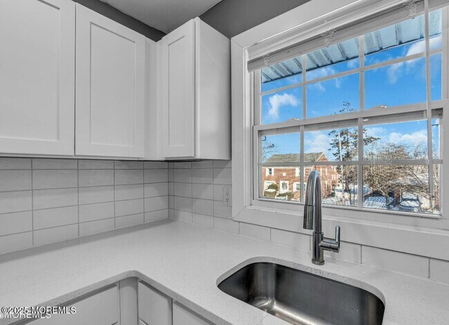 Foto del edificio - 364 Westwood Ave