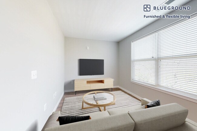 Foto del edificio - 12503 Ardennes Ave