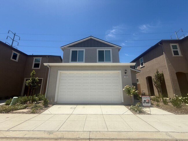 Foto del edificio - Newly built 3-bedroom, 2.5-bathroom house ...