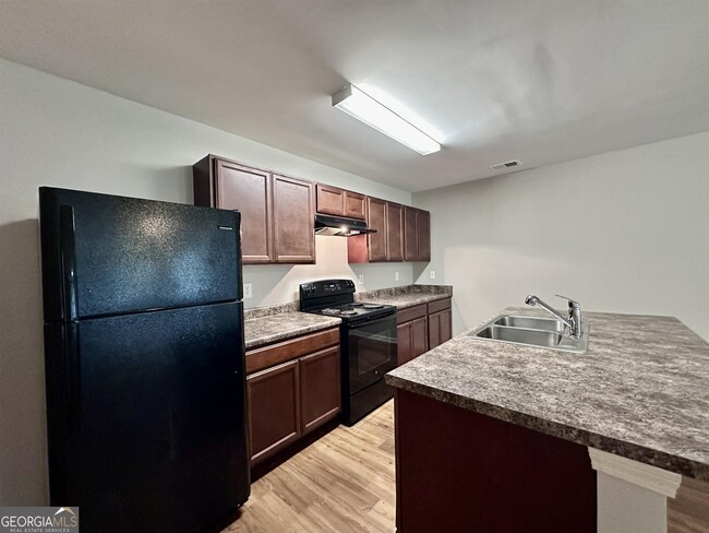 Foto del edificio - 308 Reedell Way