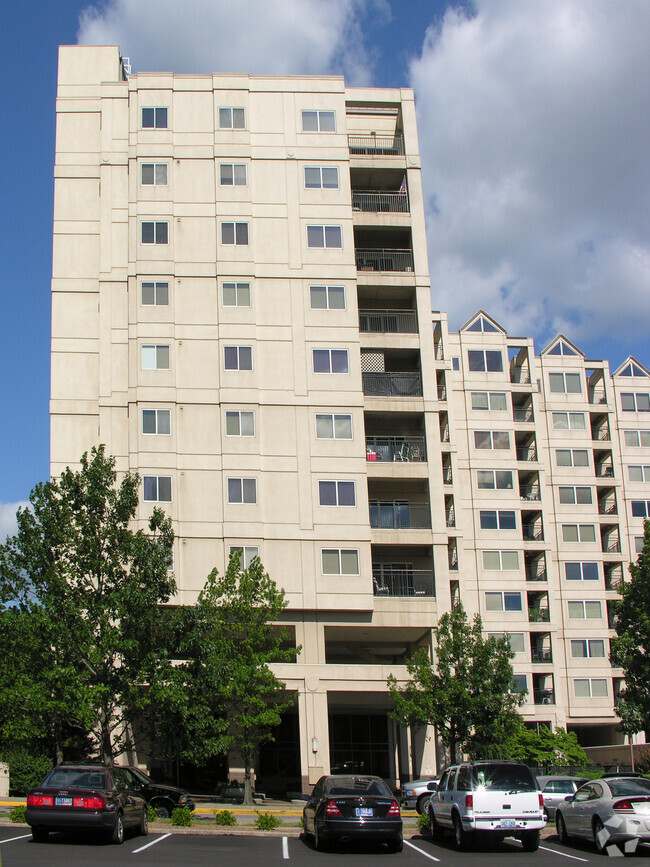 Building Photo - The Harbours Condominiums