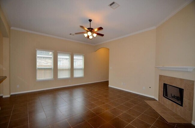 Foto del edificio - 9942 Taylor Springs Ln