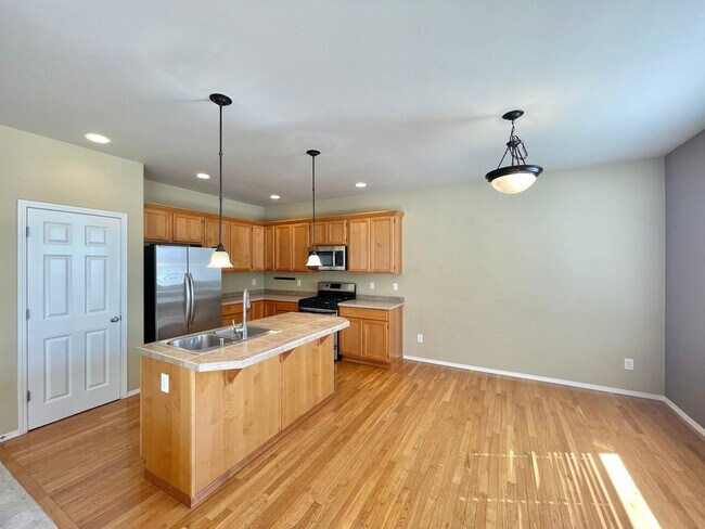 Foto del edificio - Great Home For Rent