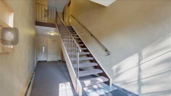 Foto del edificio - 4436 Cedar Lake Rd