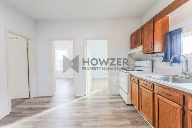 Building Photo - 9 Union St