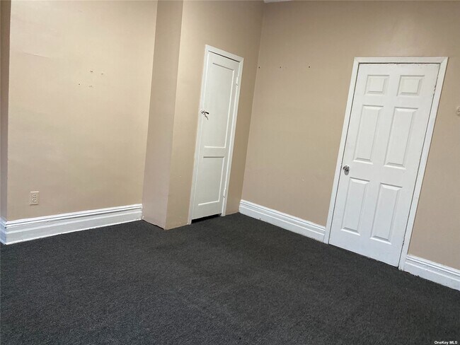 Foto del edificio - 523 Hemlock St