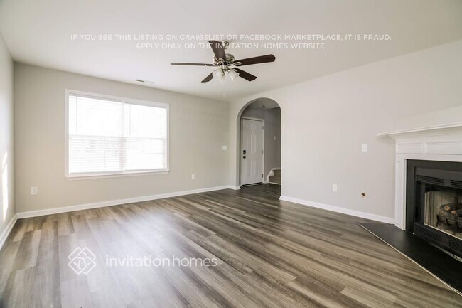 Foto del edificio - 4429 Cobble Creek Ln