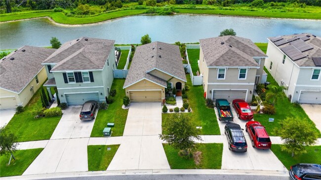 Foto del edificio - 11124 Leland Groves Dr